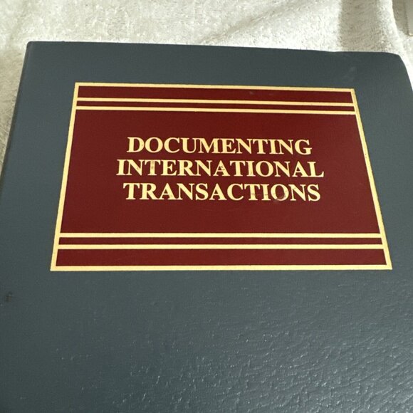 Documenting International Transactions Corporate Councel’s Guide BLI Law Book - Picture 4 of 14